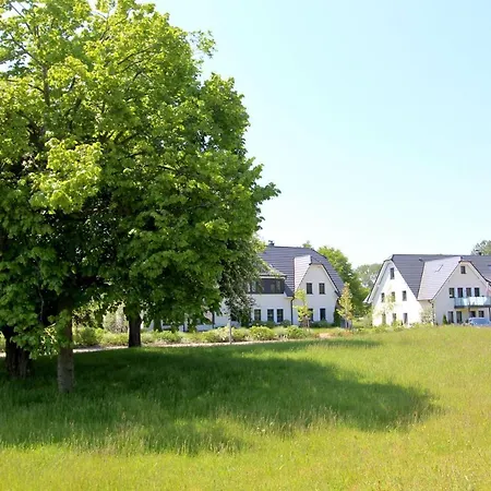 Strandnahe Mit Balkon, Gratis Nutzung Vom Ahoi Erlebnisbad Und Sauna In Sellin - Rex Rugia 28-8 * Lobbe